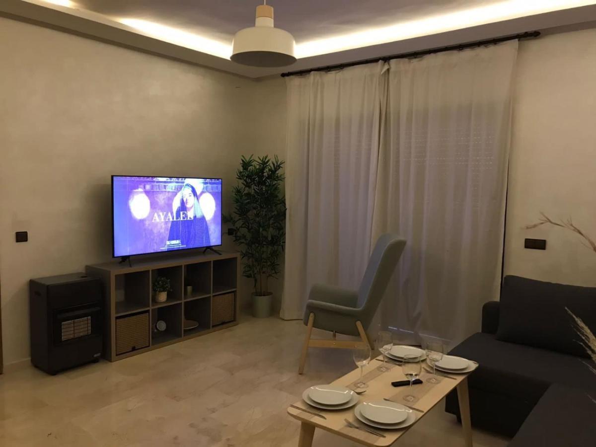 Superbe Appartement Uniquement Pour Les Familles Marraquexe Exterior foto